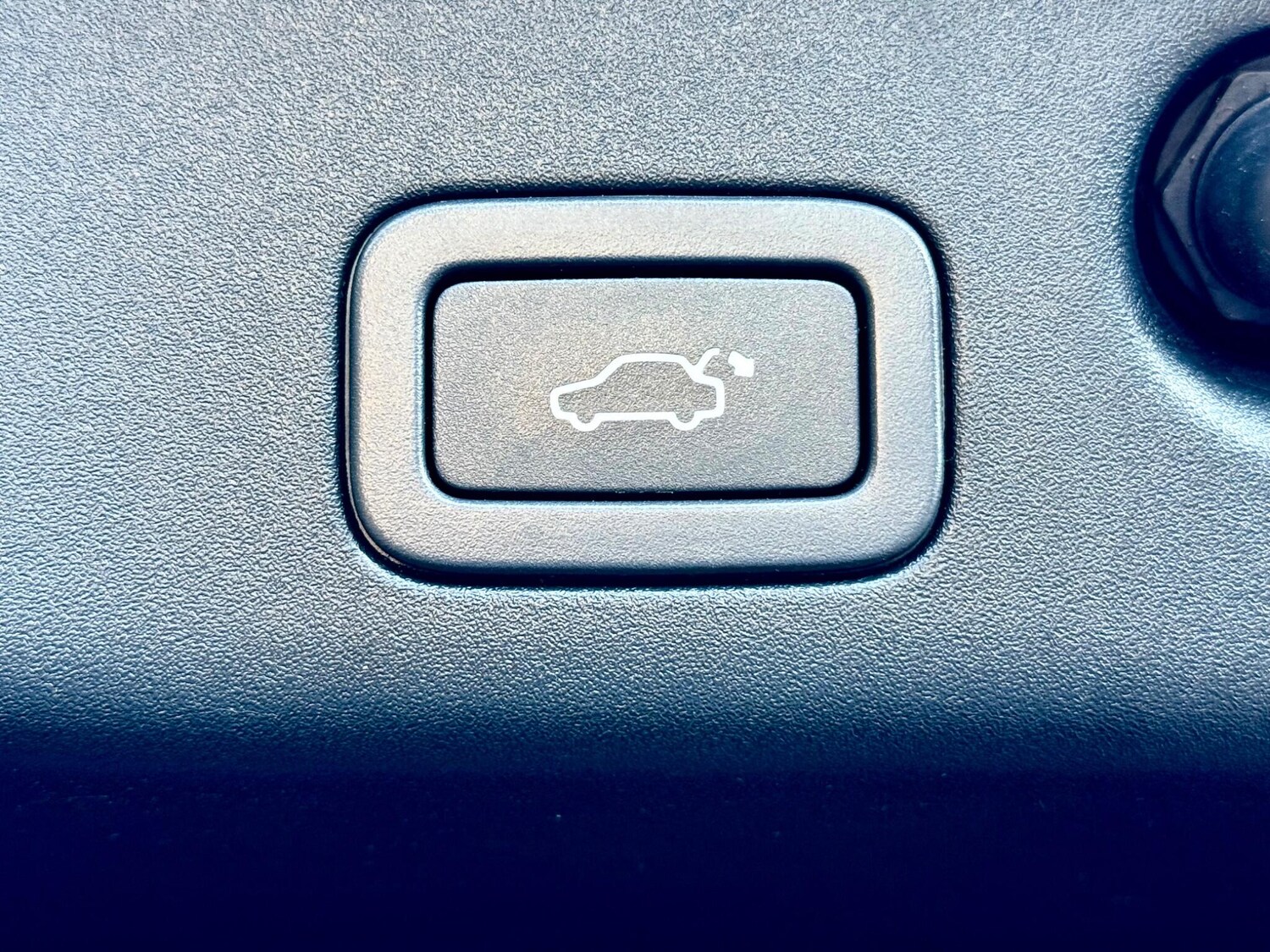 Used Jaguar XJ 2010 for sale - 77997370: Photo 48