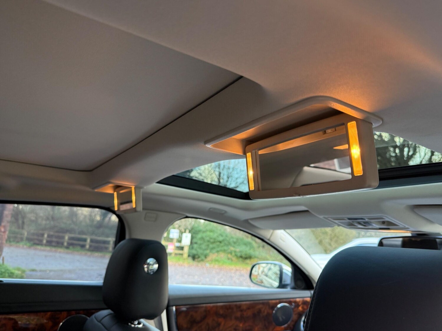 Used Jaguar XJ 2010 for sale - 77997370: Photo 58