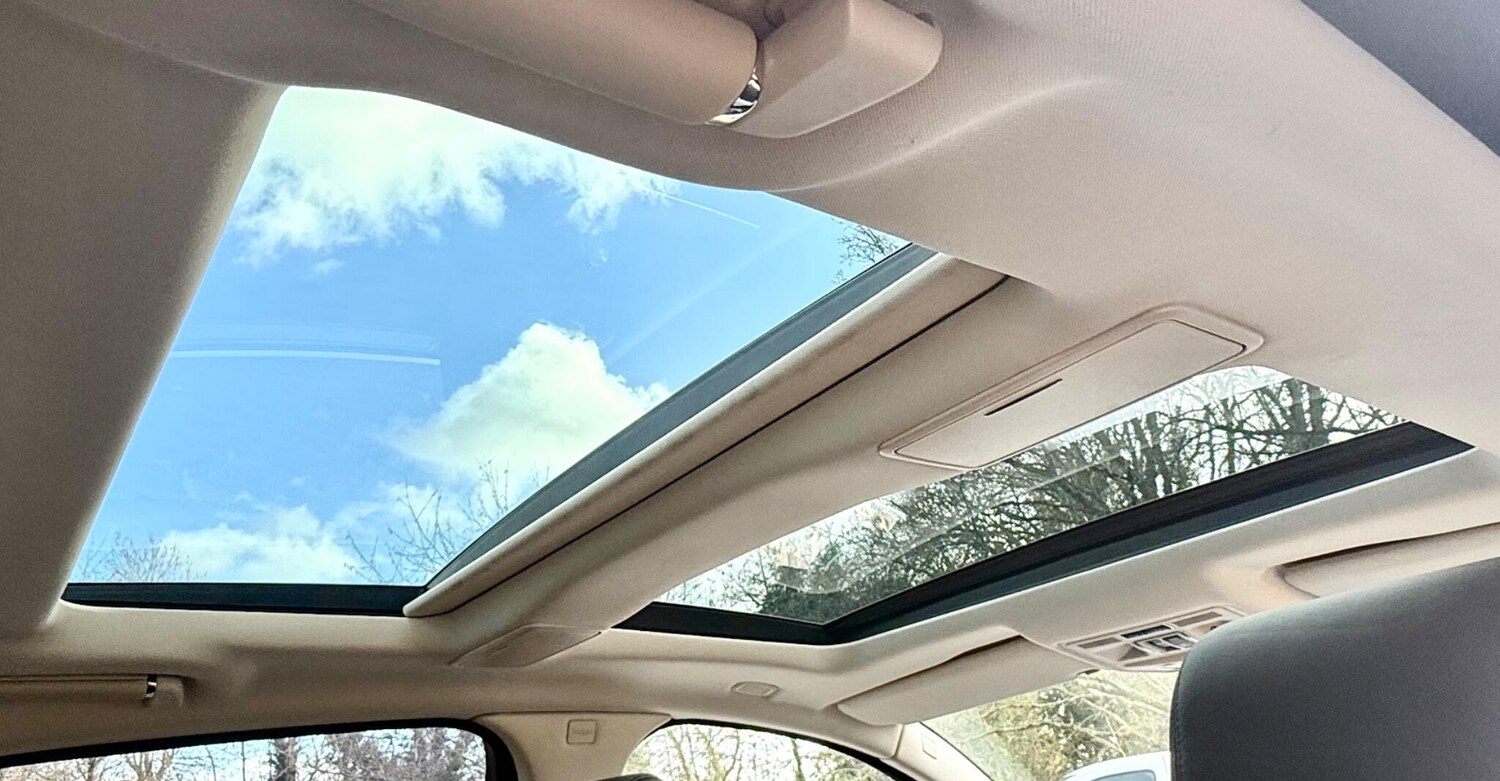 Used Jaguar XJ 2010 for sale - 77997370: Photo 59