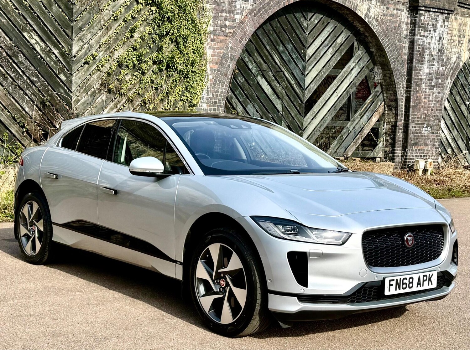 Used Jaguar I-Pace 2018 for sale - 77997364: Photo 3