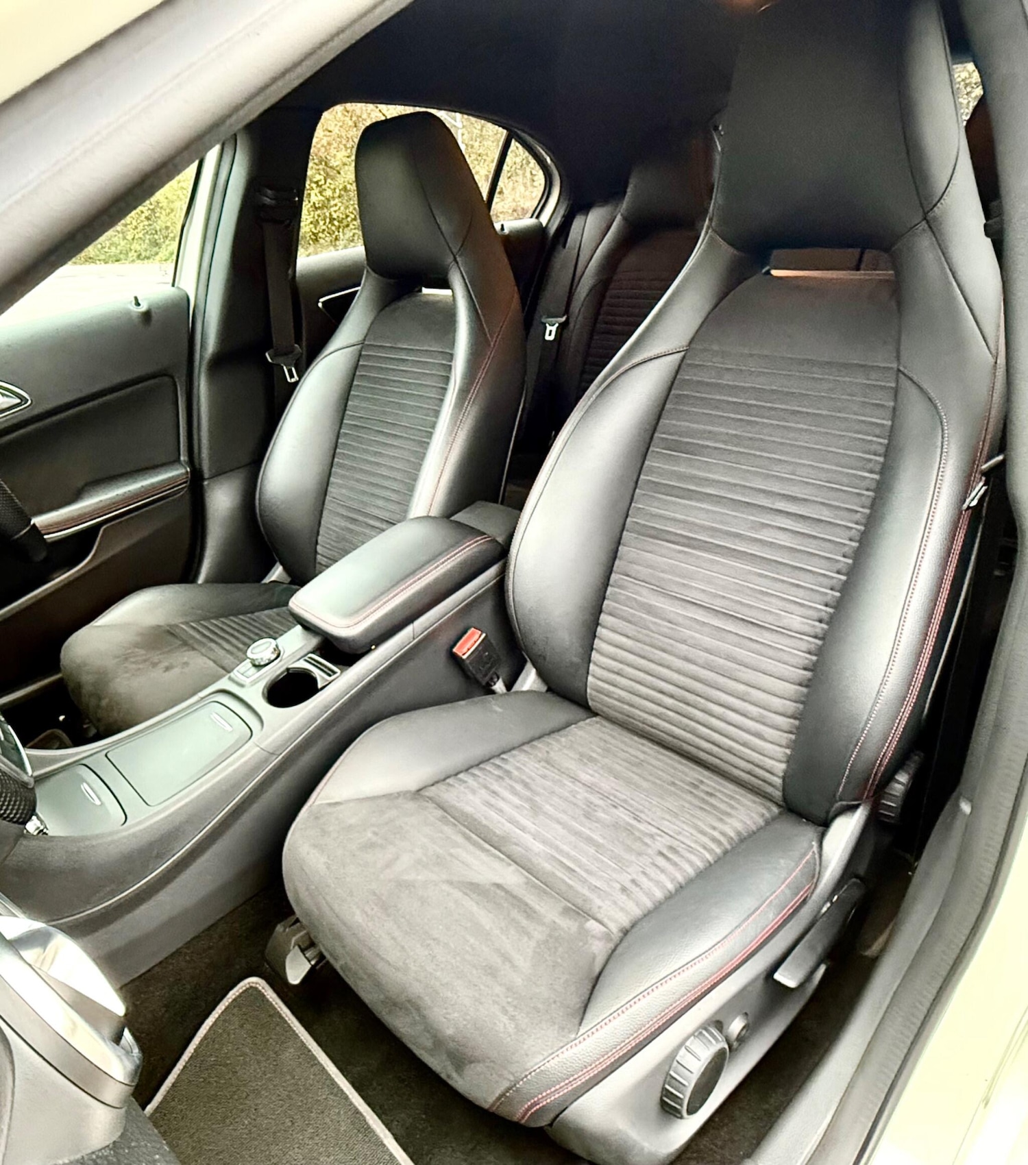 Used Mercedes-Benz A-Class for sale - 76752444: Photo 29