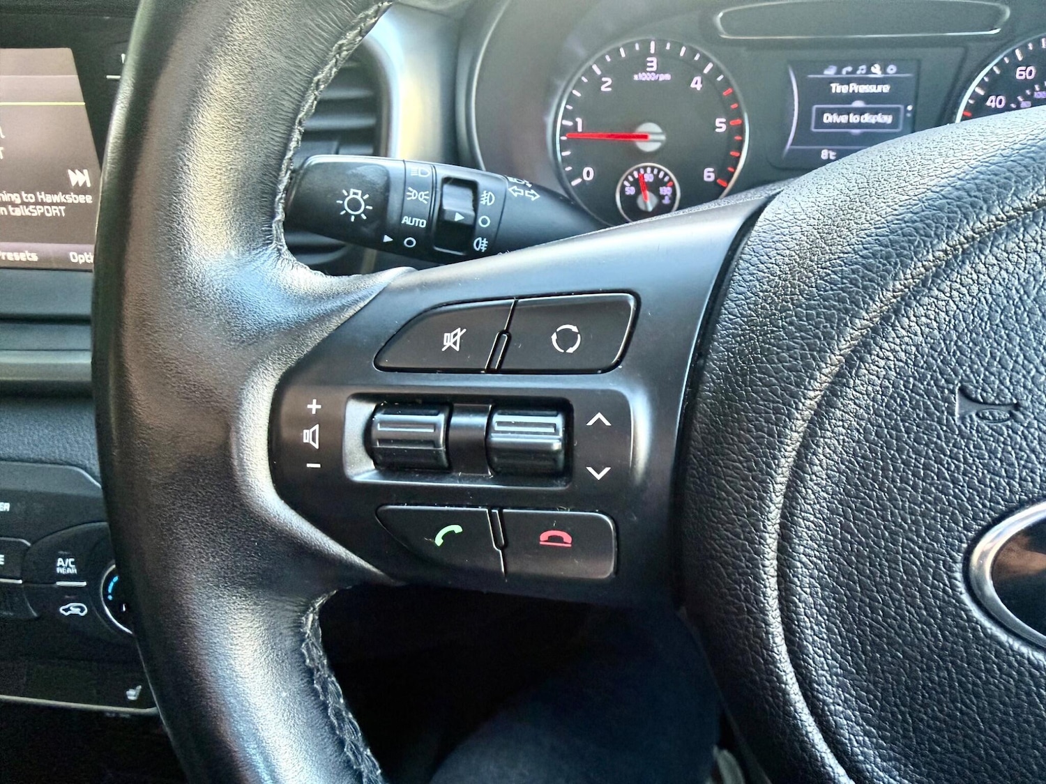 Used Kia Sorento 2015 for sale - 77015653: Photo 33