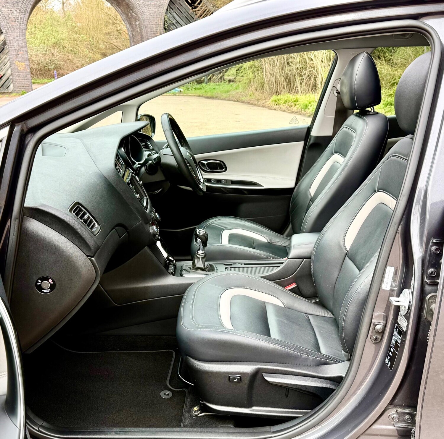 Used Kia Ceed 2014 for sale - 77997368: Photo 28