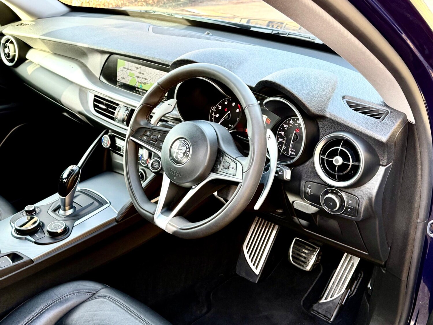 Used Alfa Romeo Stelvio 2018 for sale - 77997367: Photo 23