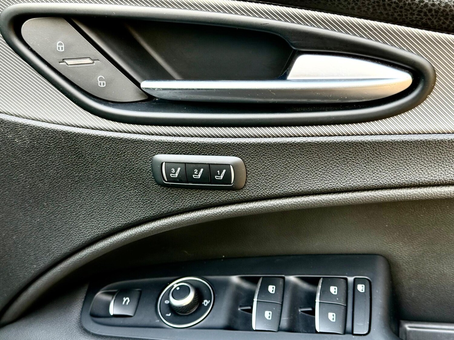 Used Alfa Romeo Stelvio 2018 for sale - 77997367: Photo 54