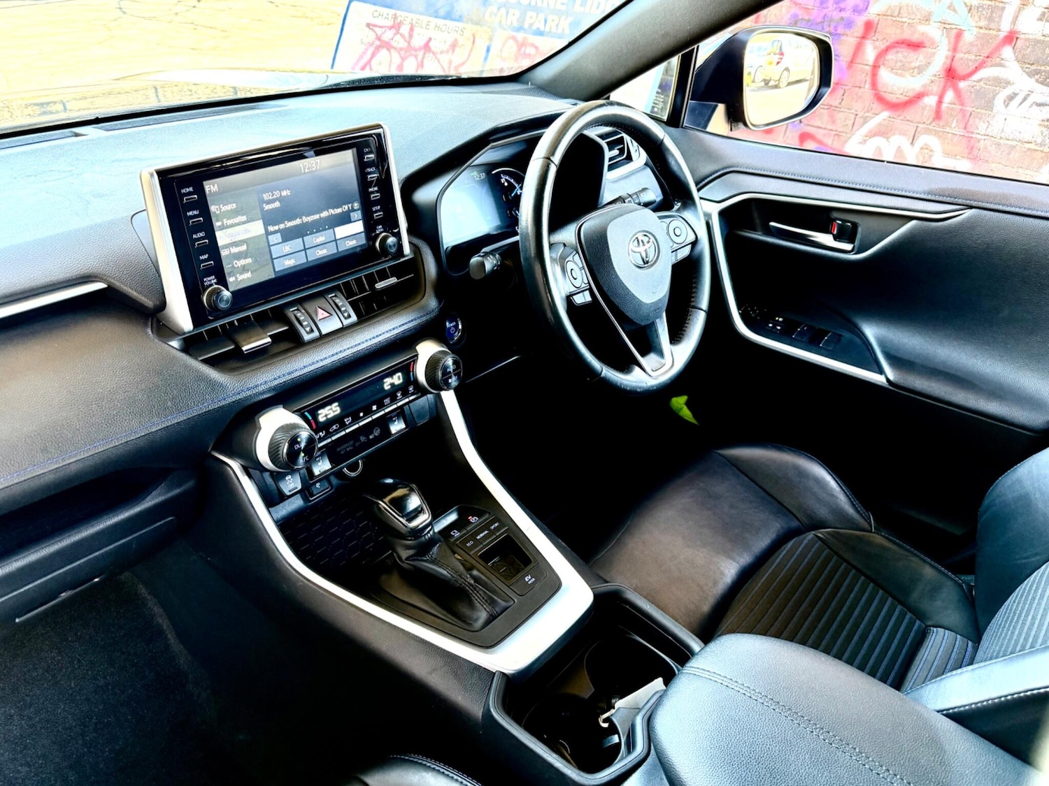 Used Toyota RAV4 2020 for sale - 77997365: Photo 23