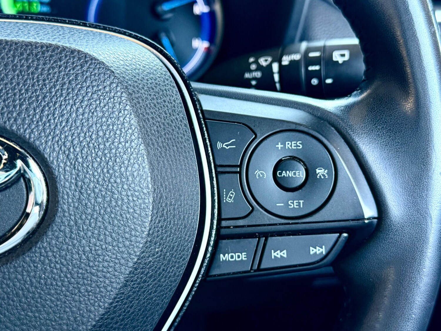 Used Toyota RAV4 2020 for sale - 77997365: Photo 37