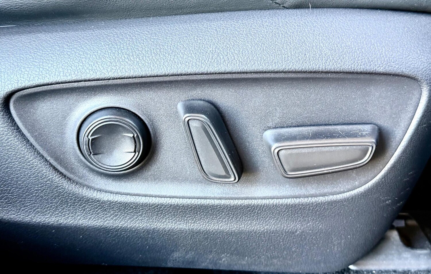 Used Toyota RAV4 2020 for sale - 77997365: Photo 45