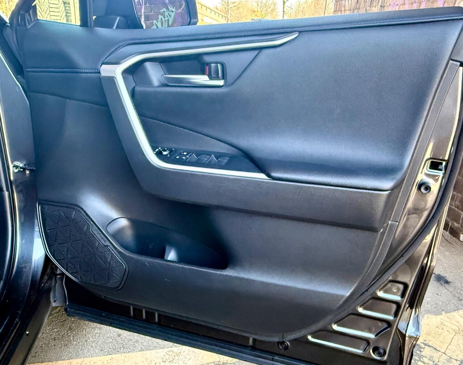 Used Toyota RAV4 2020 for sale - 77997365: Photo 46