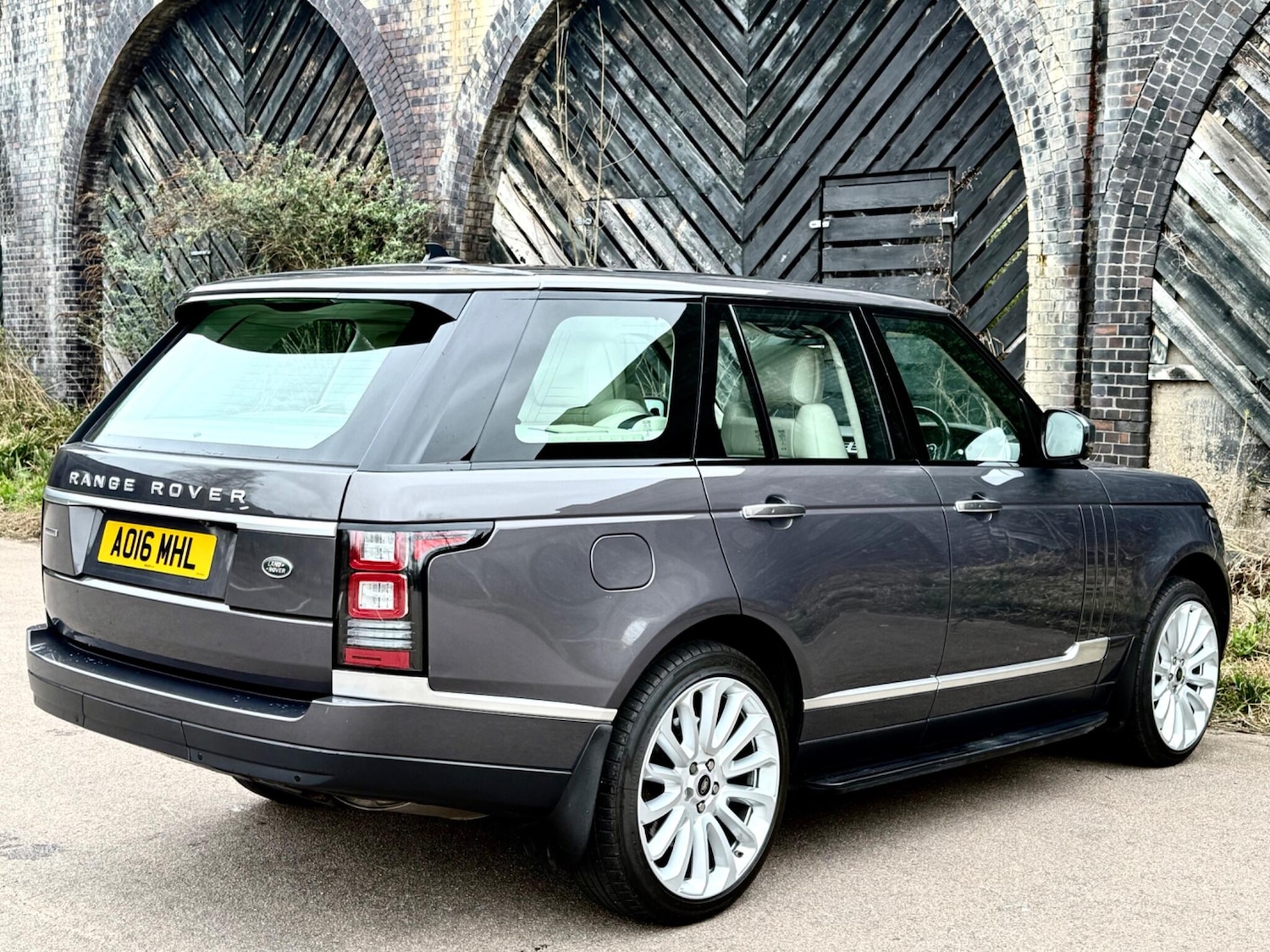 Used Land Rover Range Rover 2016 for sale - 77997355: Photo 11