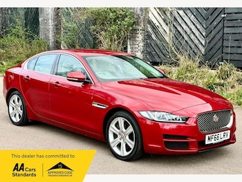 Used Jaguar XE 2016 for sale - 78136232: Photo
