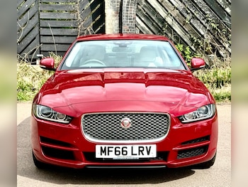 Used Jaguar XE 2016 for sale - 78136232: Photo