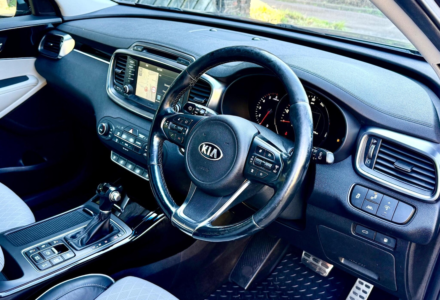 Used Kia Sorento 2017 for sale - 77997359: Photo 19