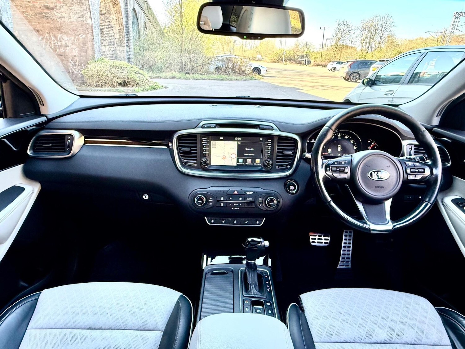 Used Kia Sorento 2017 for sale - 77997359: Photo 23