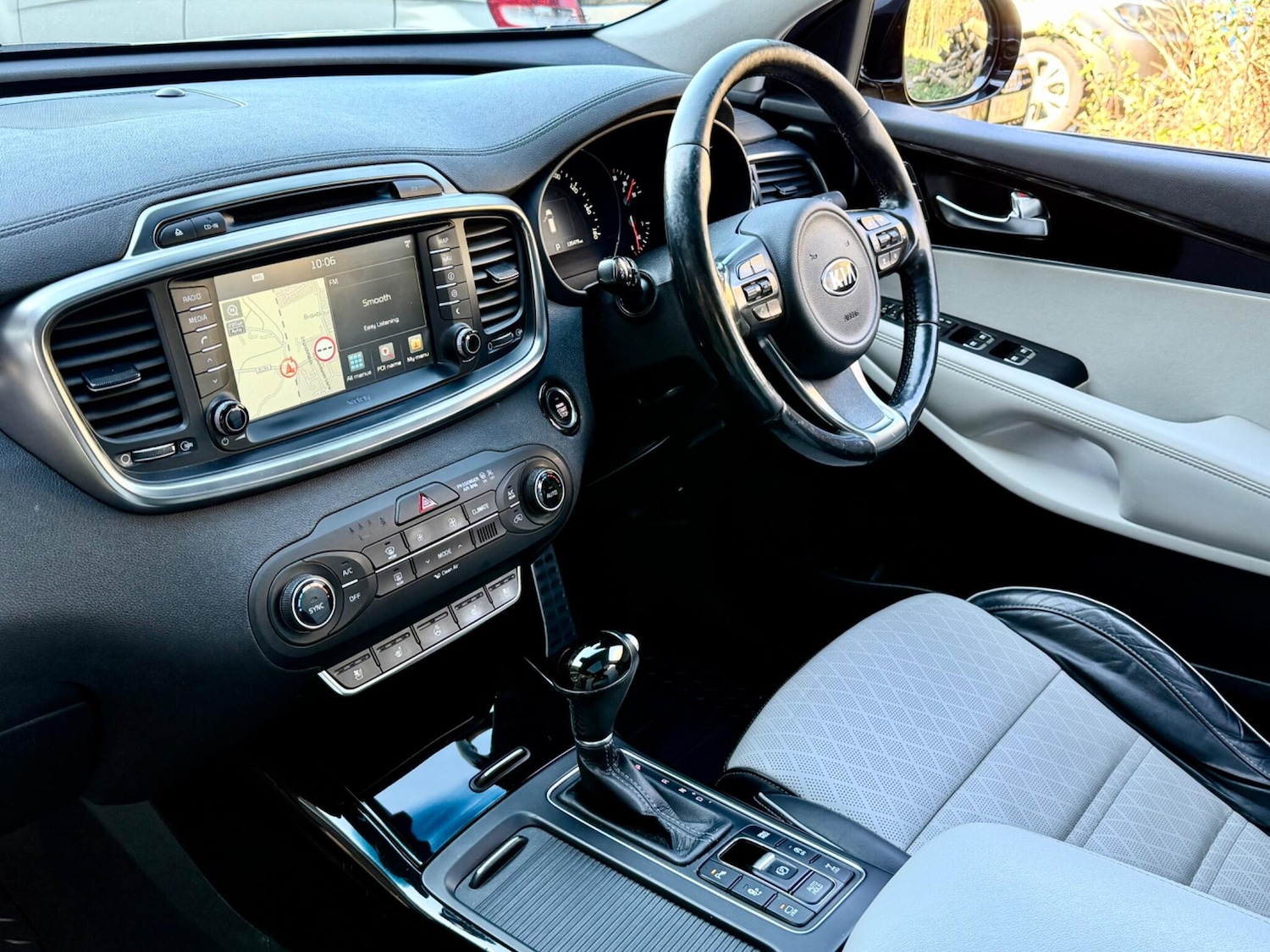 Used Kia Sorento 2017 for sale - 77997359: Photo 24