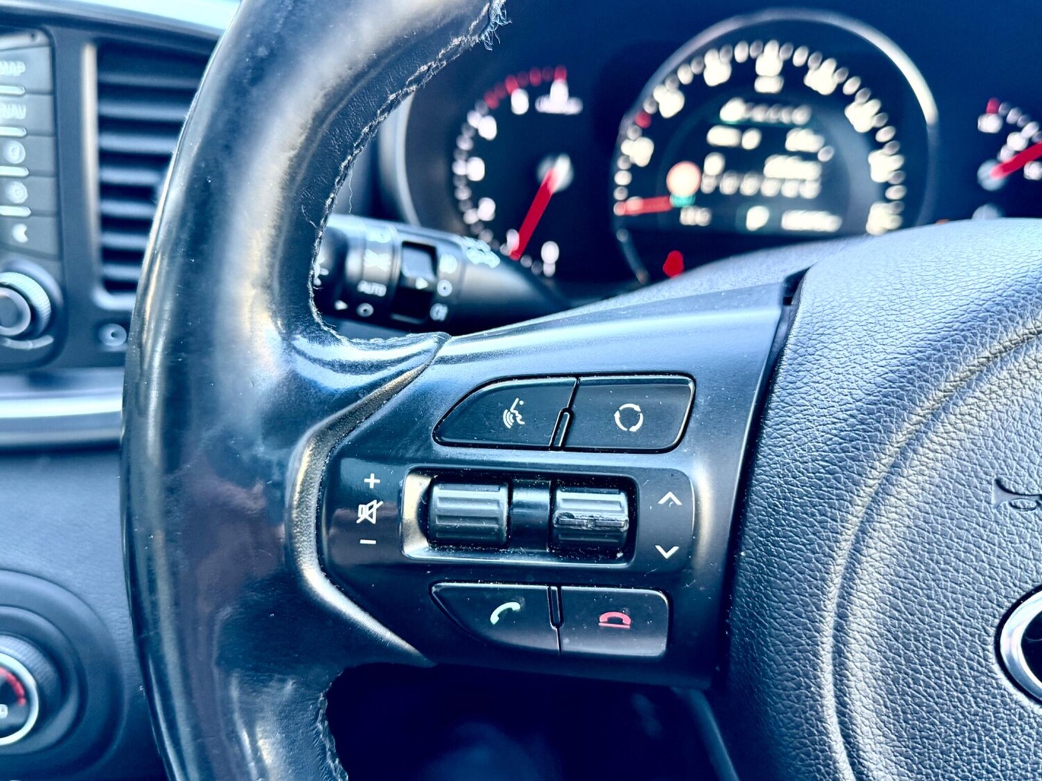 Used Kia Sorento 2017 for sale - 77997359: Photo 49