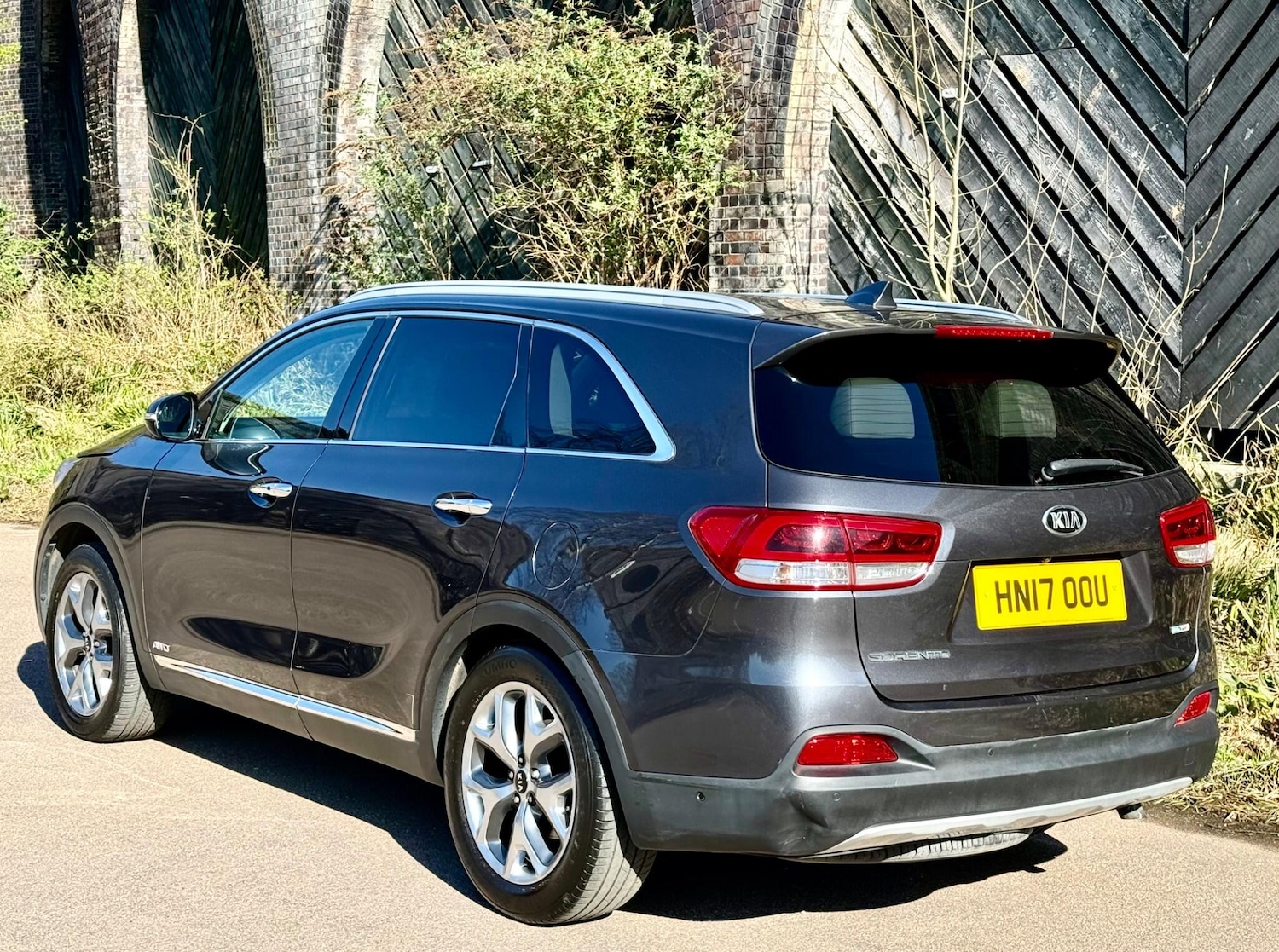 Used Kia Sorento 2017 for sale - 77997359: Photo 8