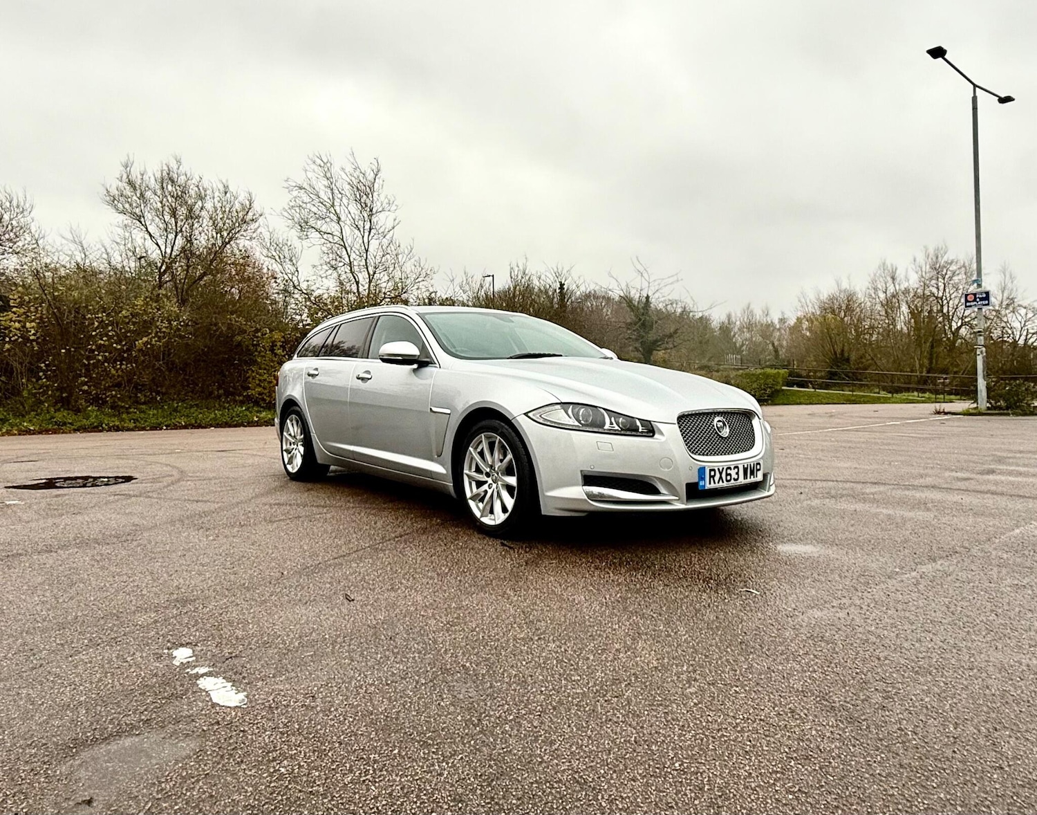 Used Jaguar XF 2013 for sale - 76742956: Photo 13