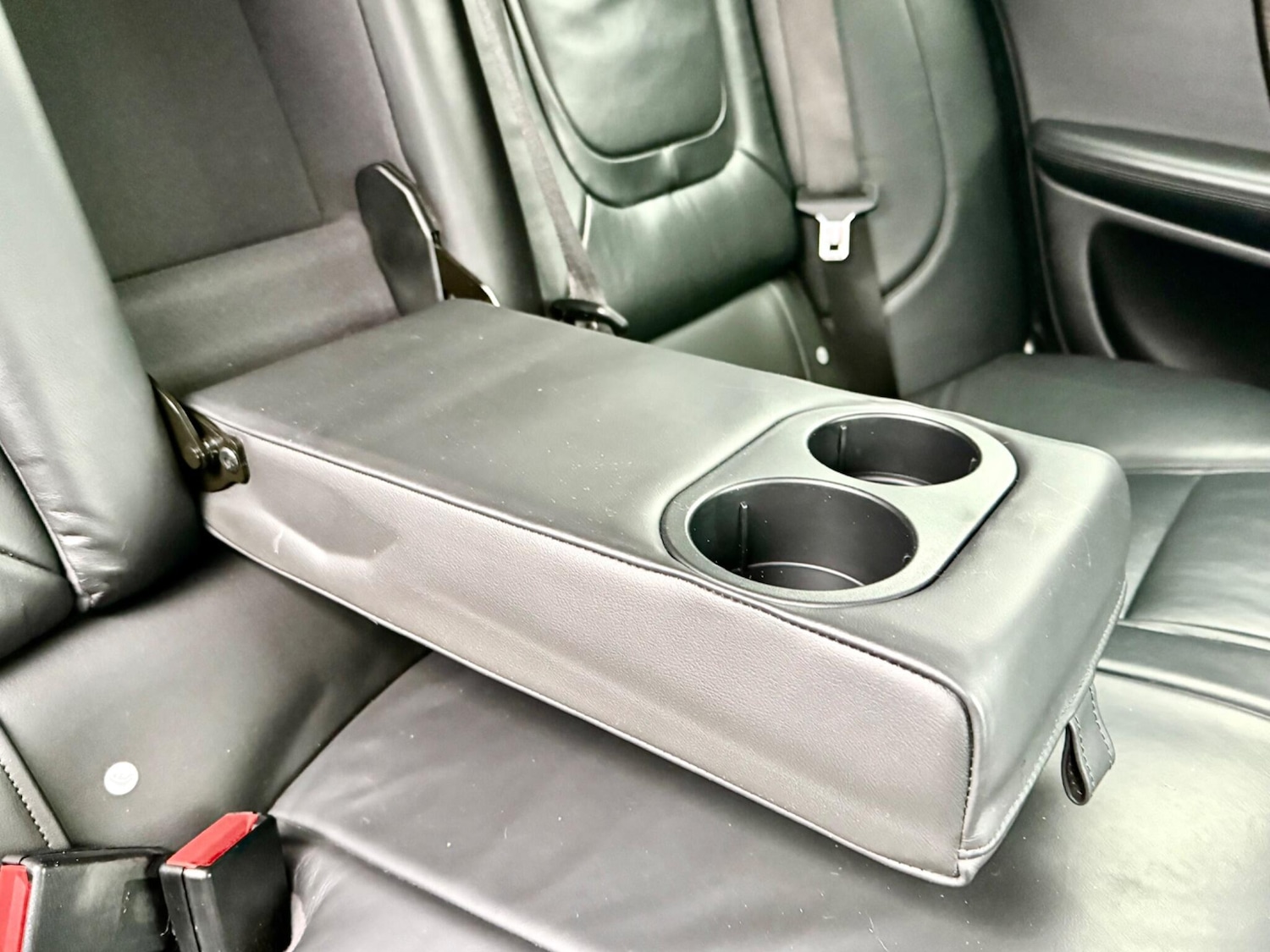 Used Jaguar XF 2013 for sale - 76742956: Photo 27