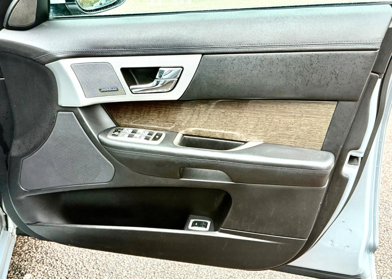 Used Jaguar XF 2013 for sale - 76742956: Photo 42