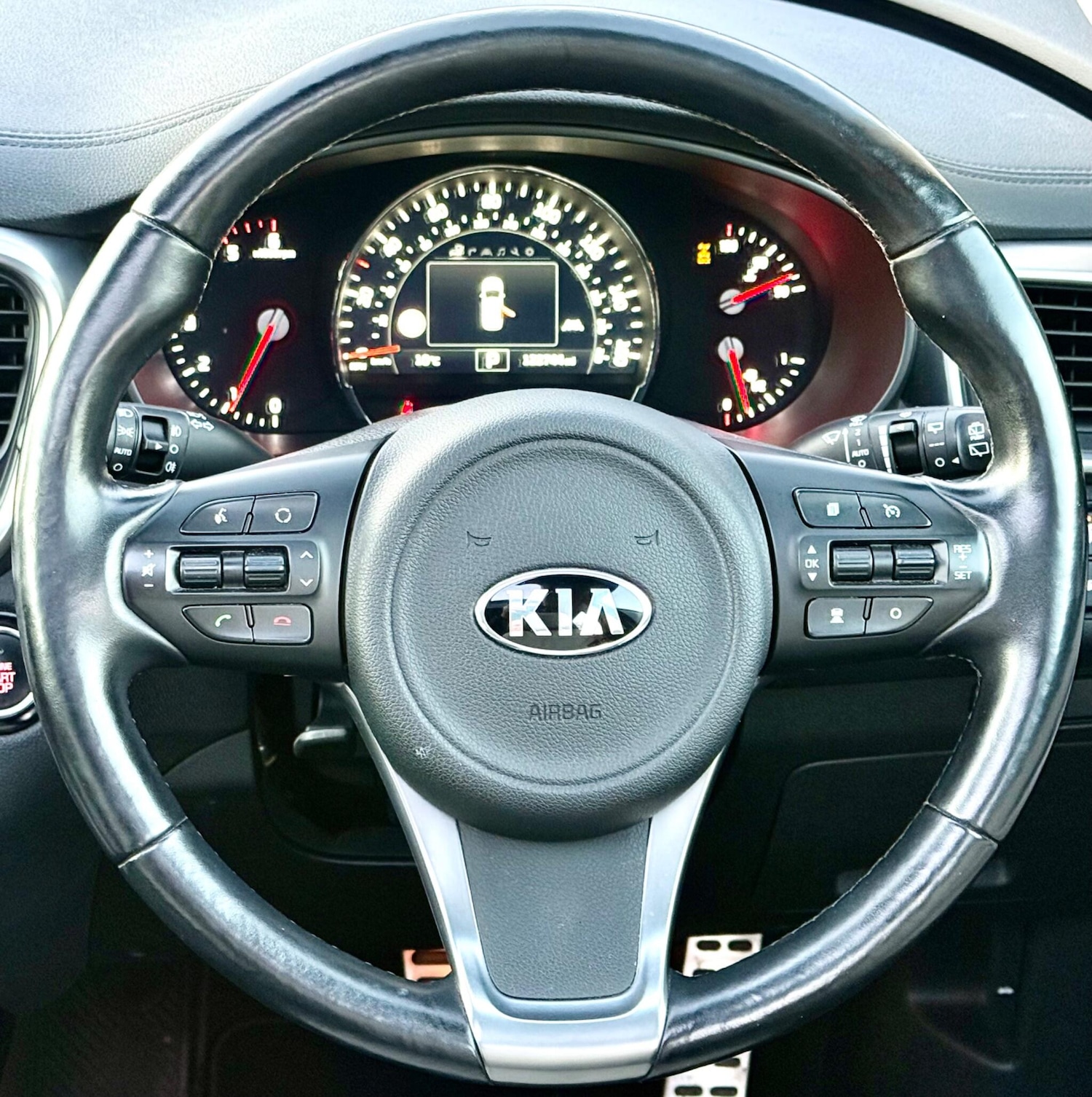 Used Kia Sorento 2016 for sale - 76898577: Photo 20