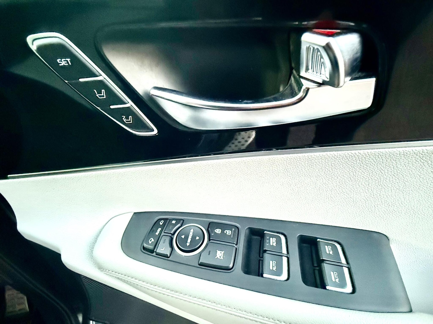 Used Kia Sorento 2016 for sale - 76898577: Photo 37