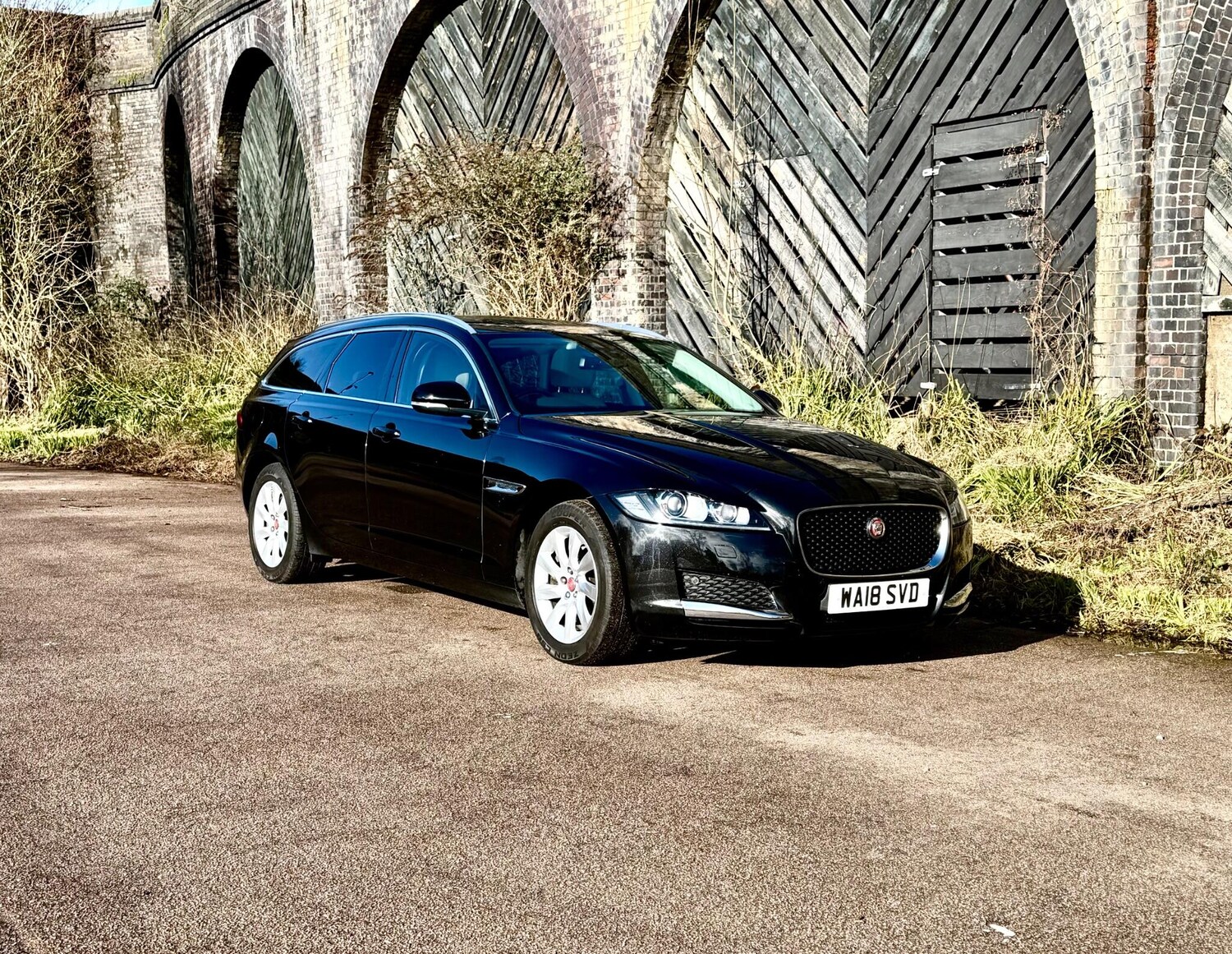 Used Jaguar XF 2018 for sale - 77997360: Photo 13