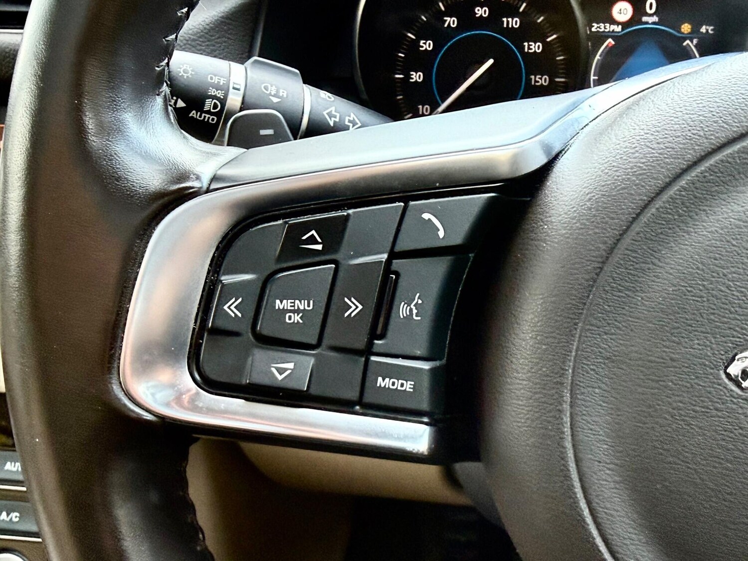 Used Jaguar XF 2018 for sale - 77997360: Photo 36