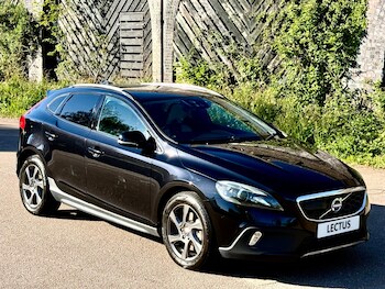 Used Volvo V40 Cross Country 2015 for sale - 78461451: Photo
