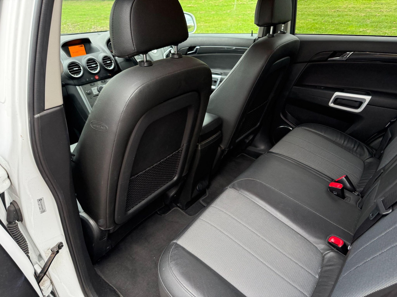Used Vauxhall Antara 2015 for sale - 76314438: Photo 24