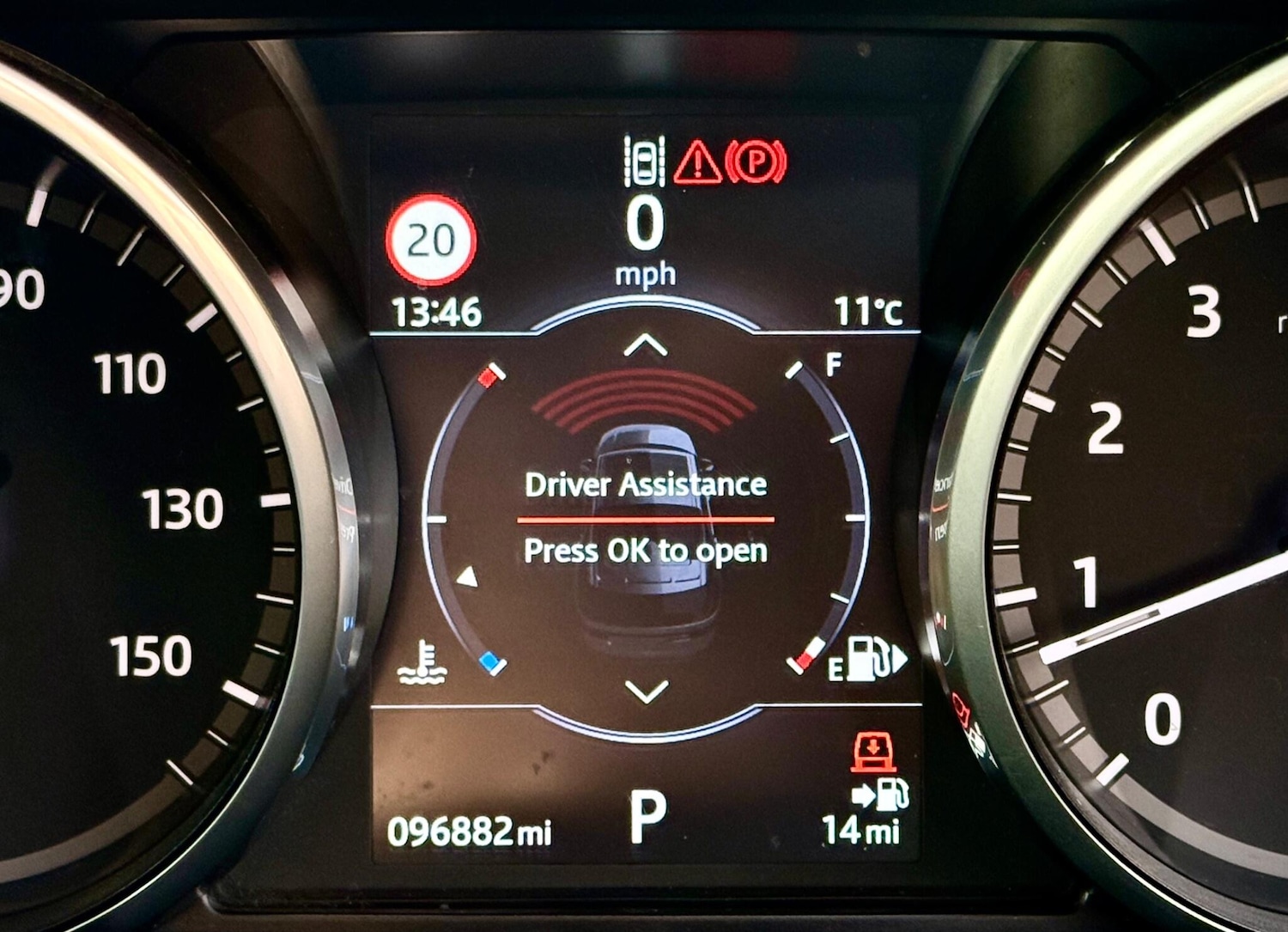 Used Land Rover Discovery 2017 for sale - 76772098: Photo 41