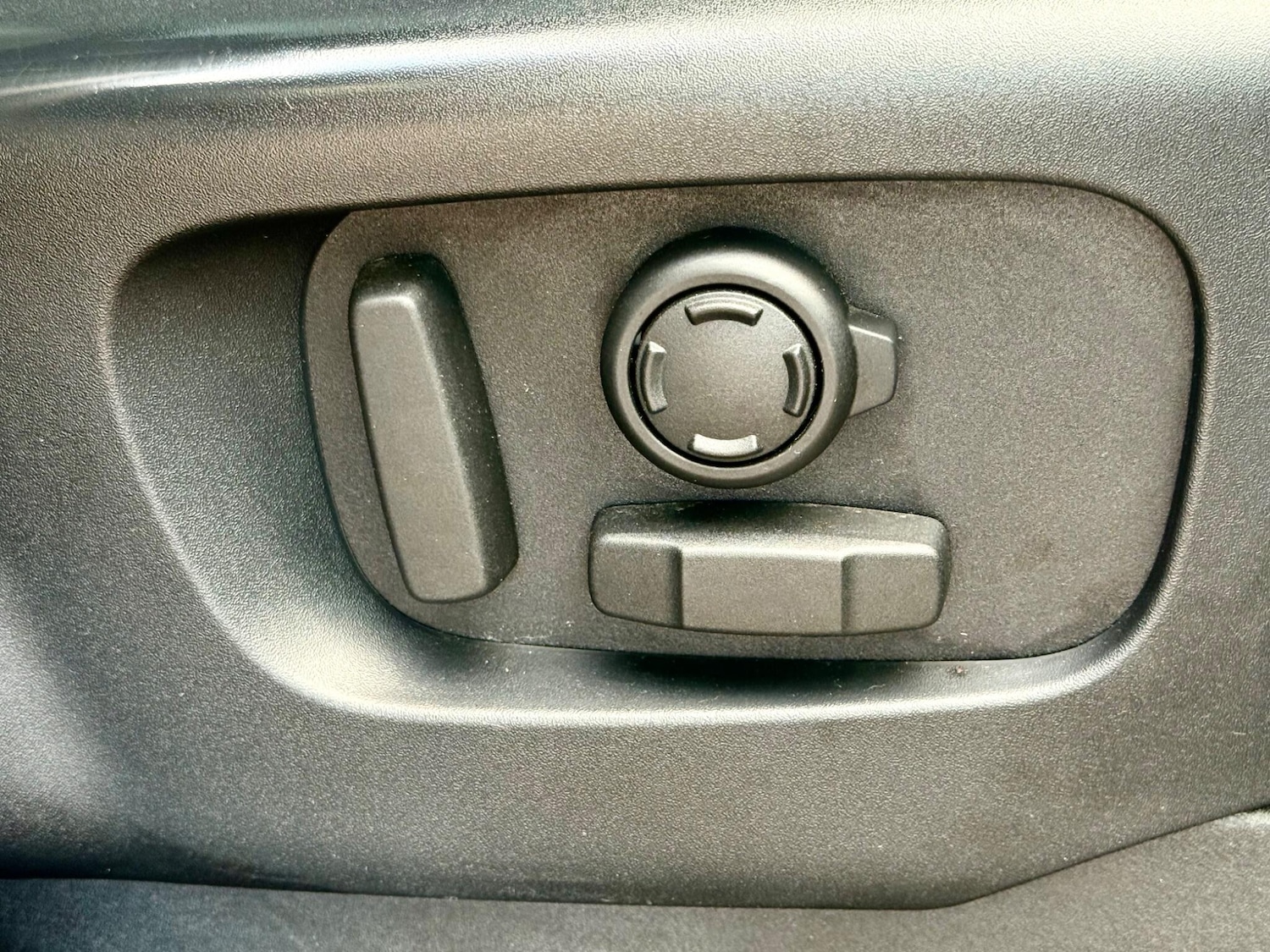 Used Land Rover Discovery 2017 for sale - 76772098: Photo 44