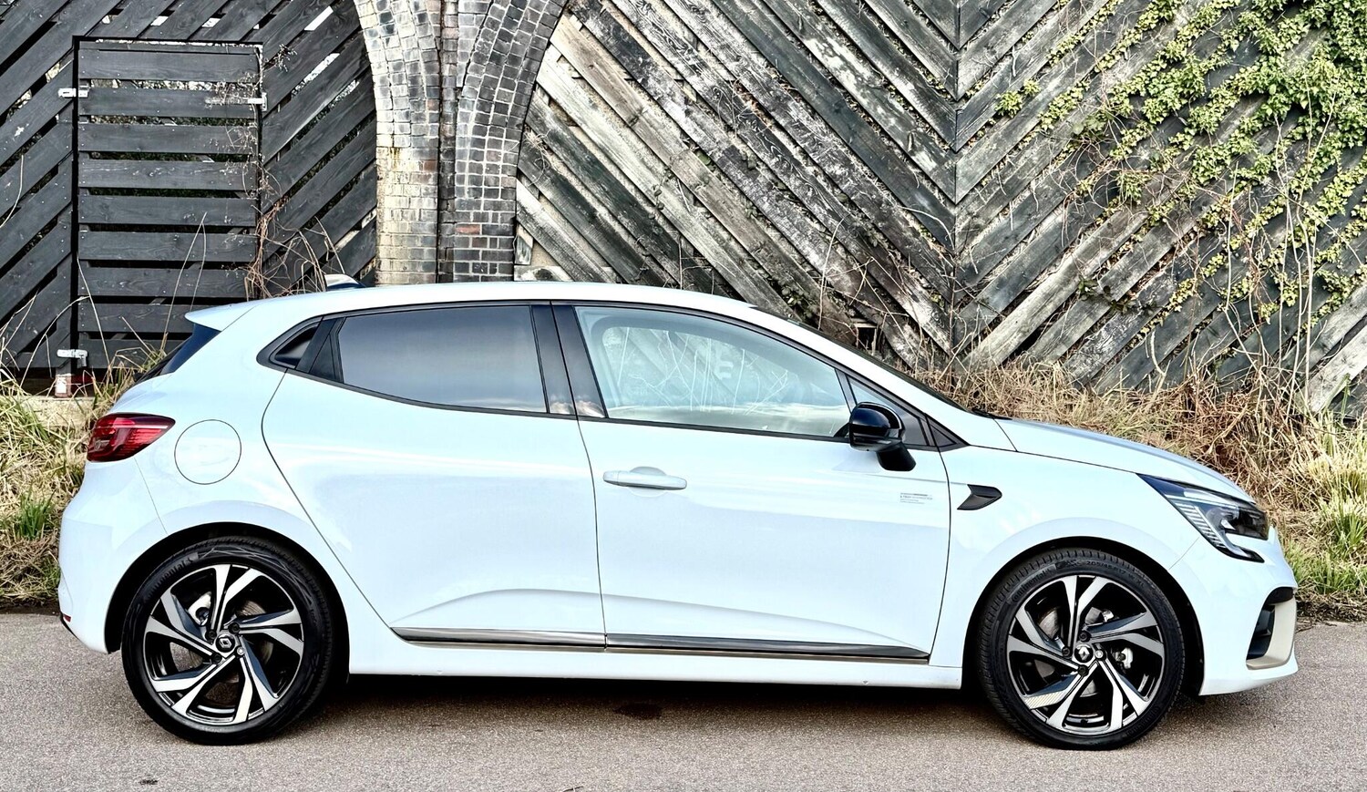 Used Renault Clio 2023 for sale - 77997354: Photo 12