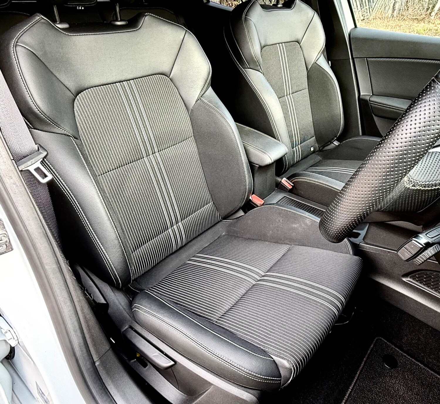 Used Renault Clio 2023 for sale - 77997354: Photo 21