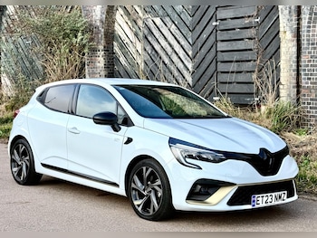 Used Renault Clio 2023 for sale - 77997354: Photo