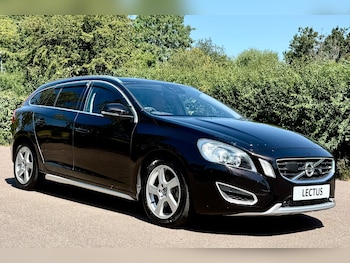 Used Volvo V60 2013 for sale - 79188822: Photo