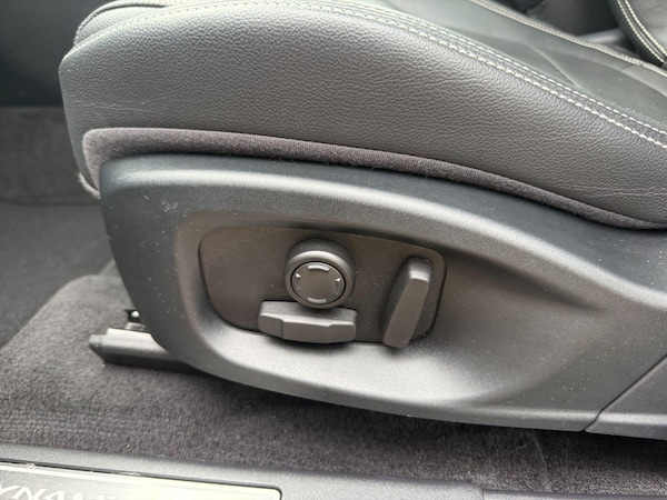 Used Jaguar E-Pace 2018 for sale - 76307115: Photo 26