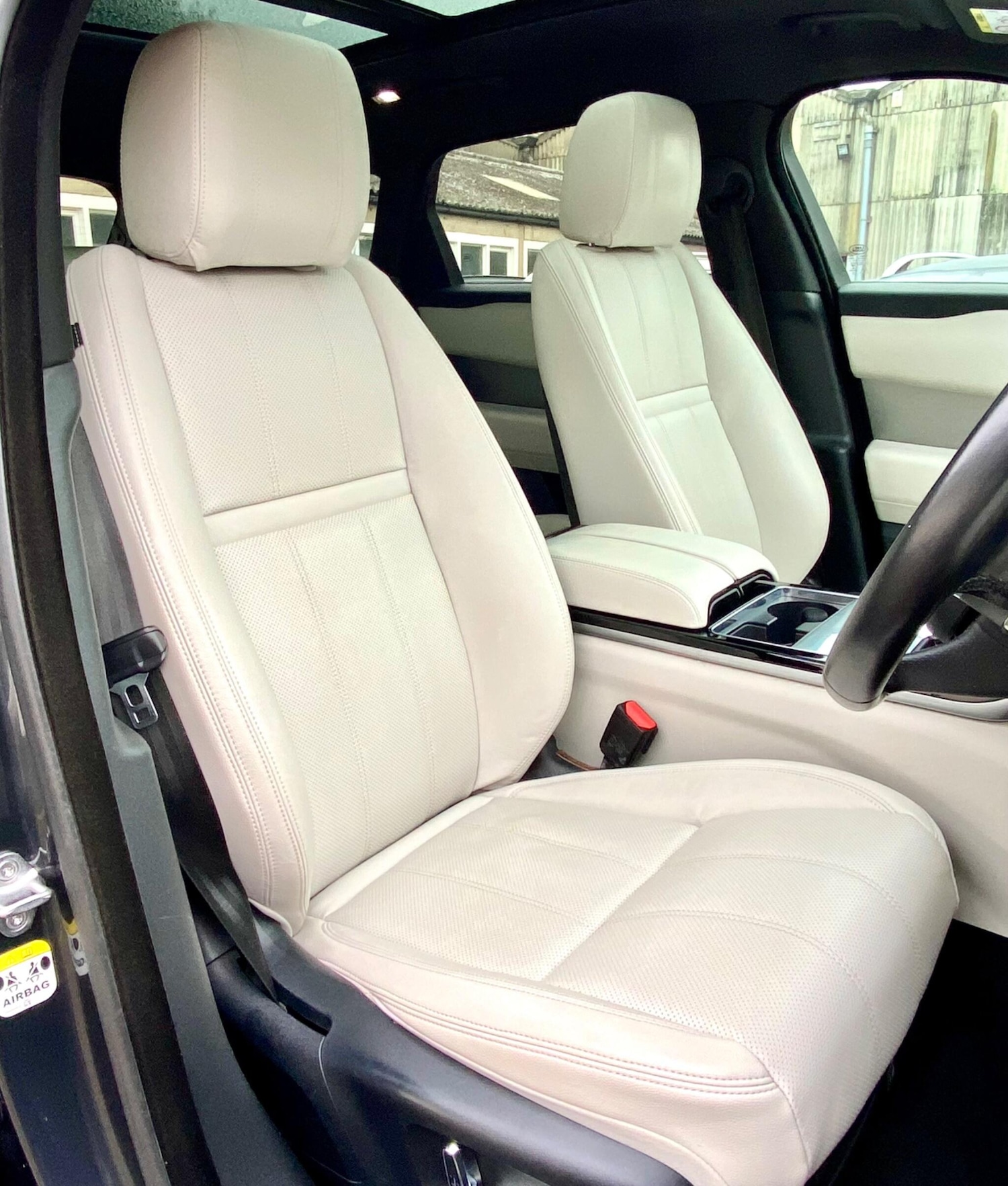 Used Land Rover Range Rover Velar 2017 for sale - 76215586: Photo 23