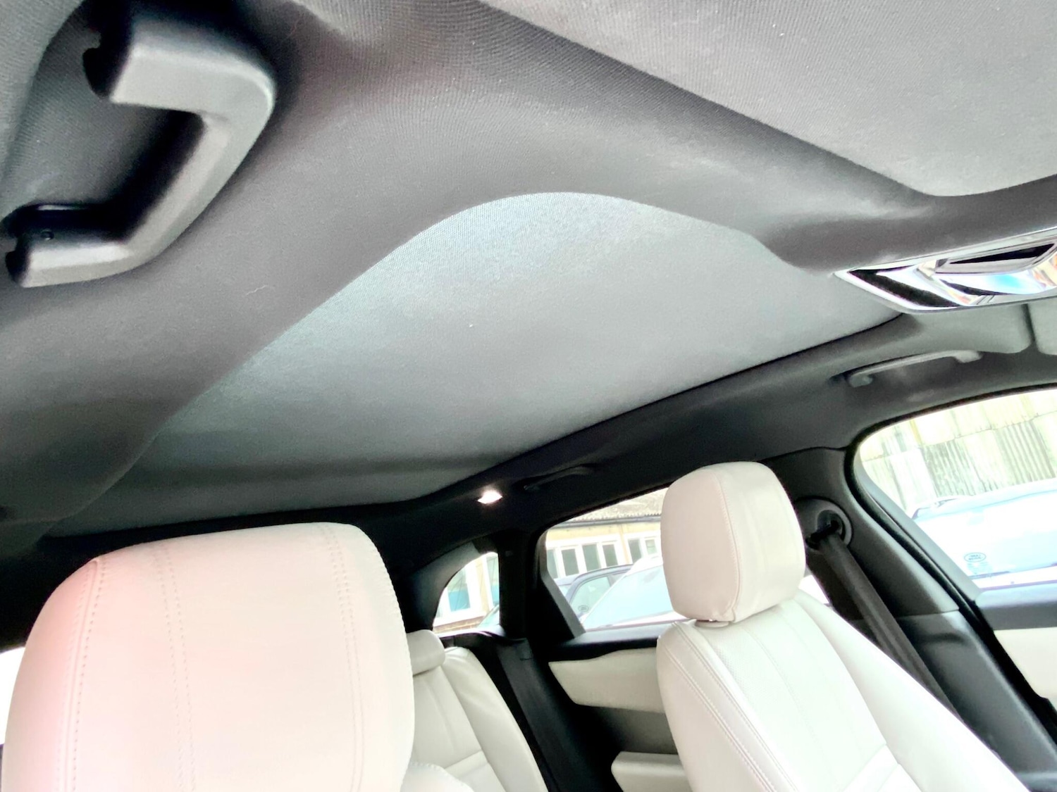 Used Land Rover Range Rover Velar 2017 for sale - 76215586: Photo 29