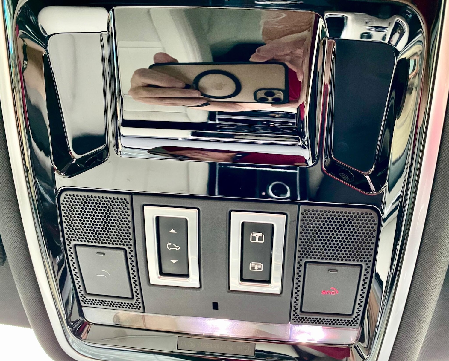 Used Land Rover Range Rover Velar 2017 for sale - 76215586: Photo 55