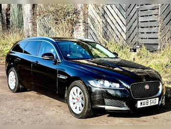 Used Jaguar XF 2018 for sale - 78008654: Photo