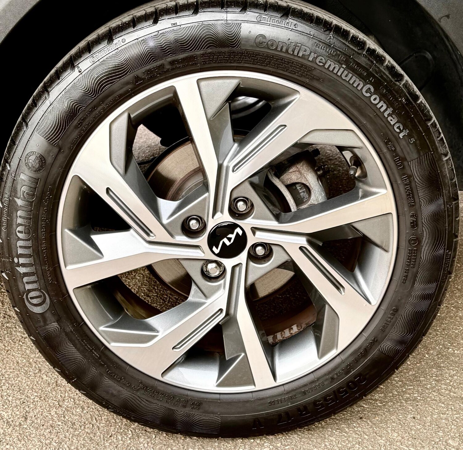 Used Kia Stonic 2023 for sale - 77997356: Photo 17