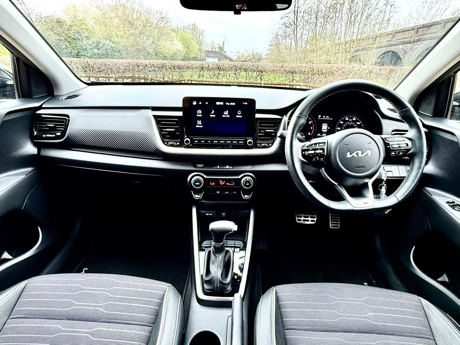 Used Kia Stonic 2023 for sale - 77997356: Photo 32