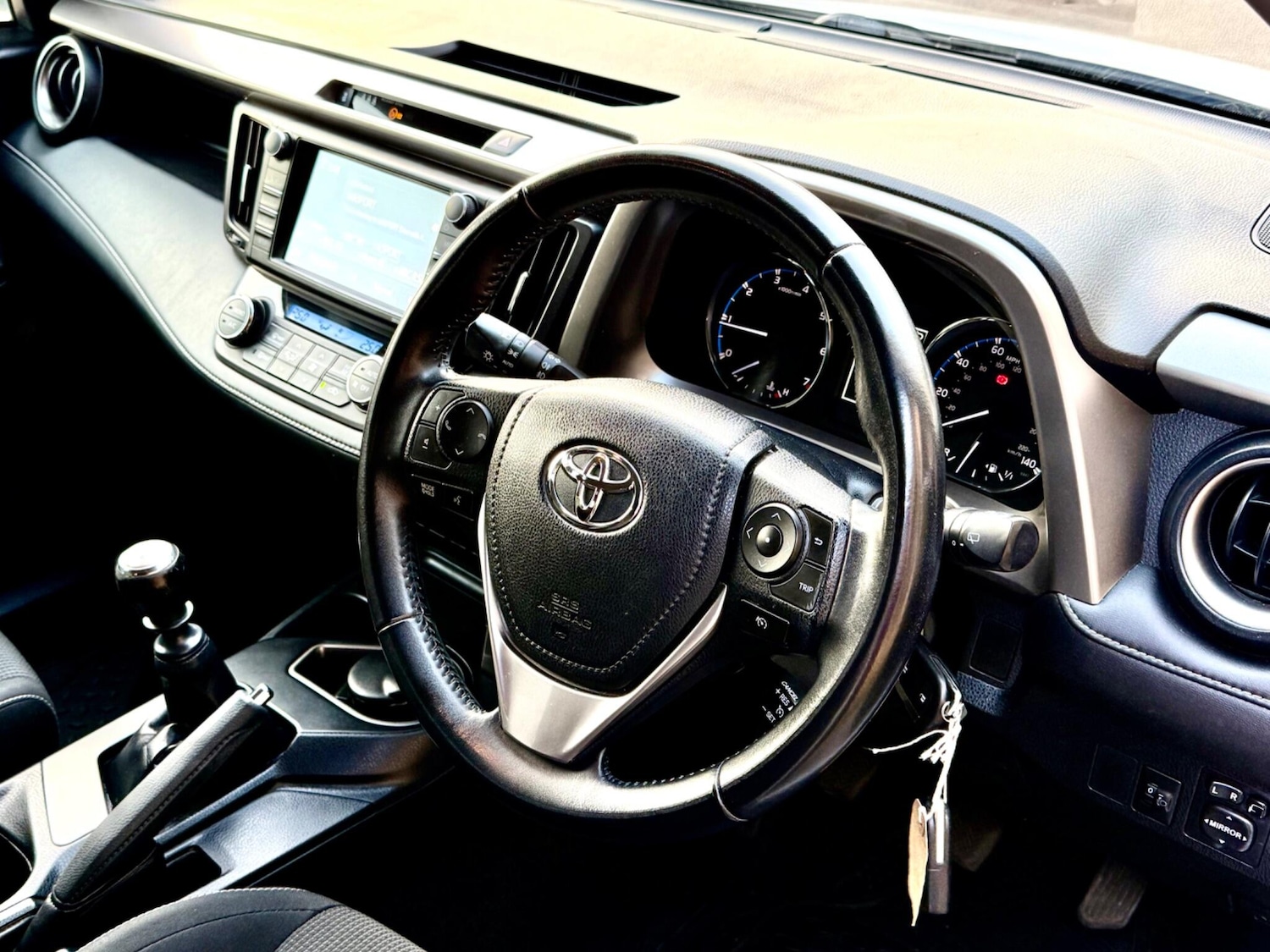 Used Toyota RAV4 2016 for sale - 77997366: Photo 16