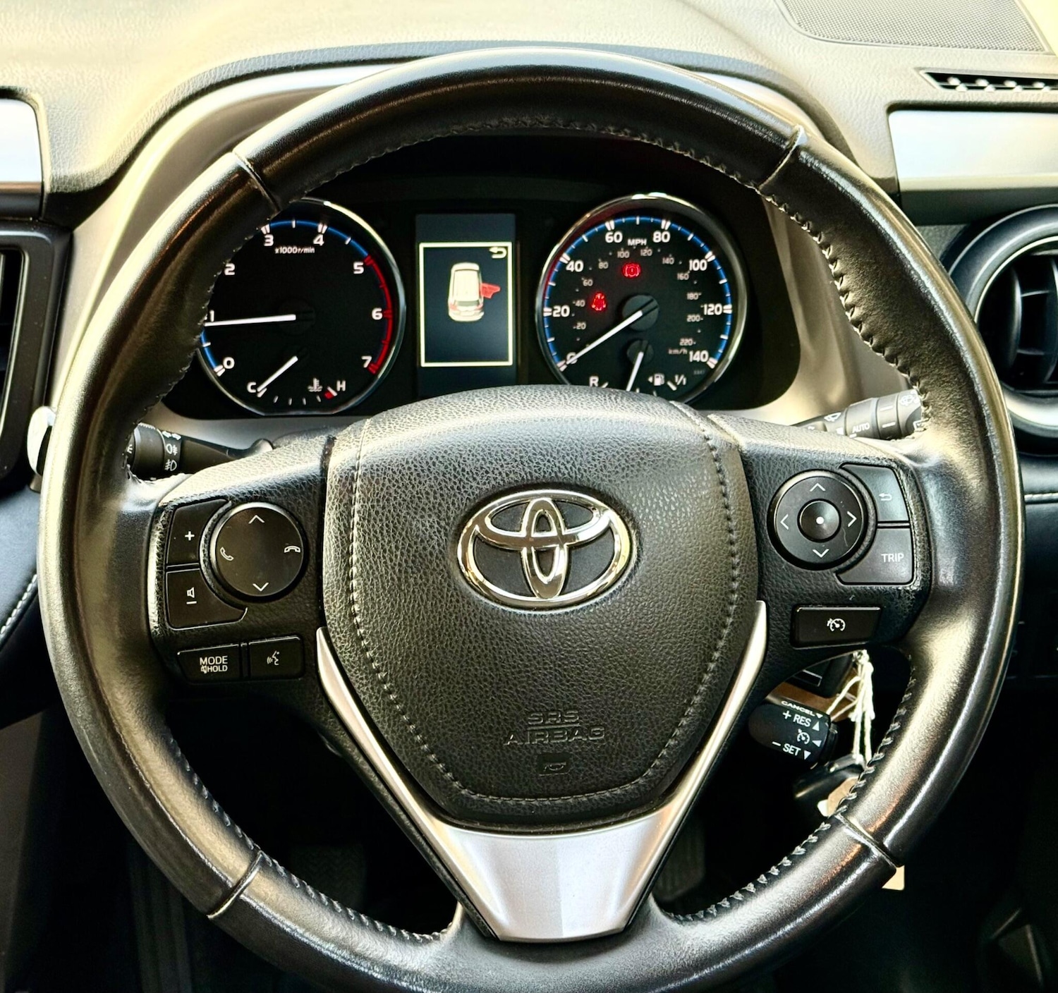 Used Toyota RAV4 2016 for sale - 77997366: Photo 18