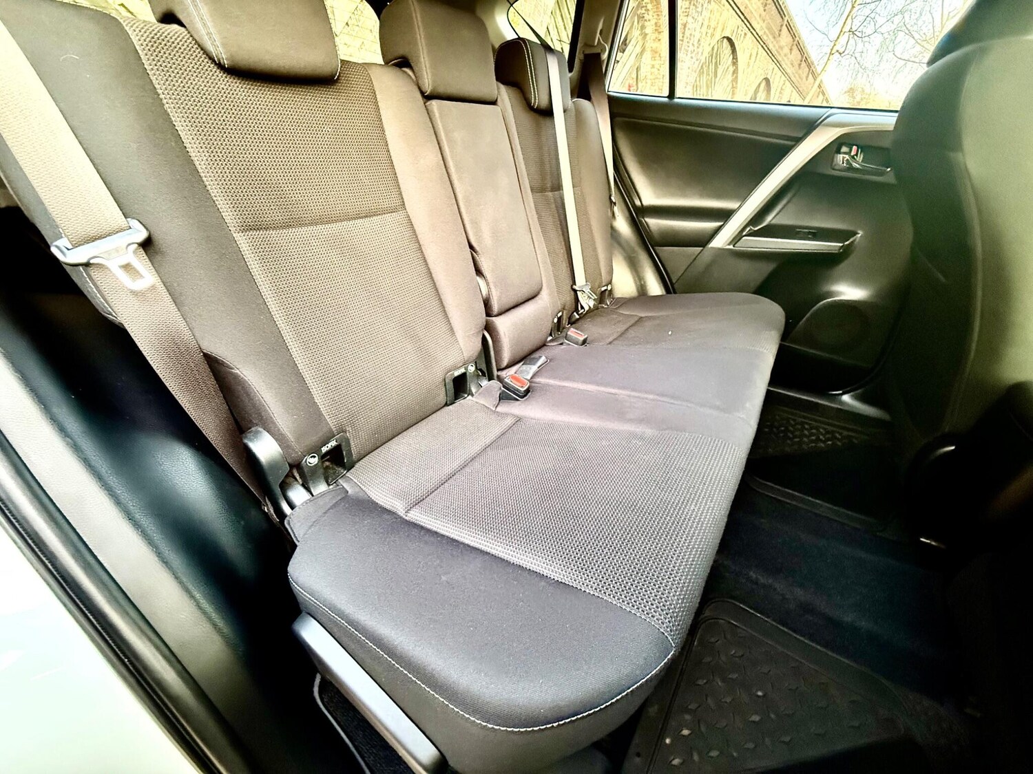 Used Toyota RAV4 2016 for sale - 77997366: Photo 25