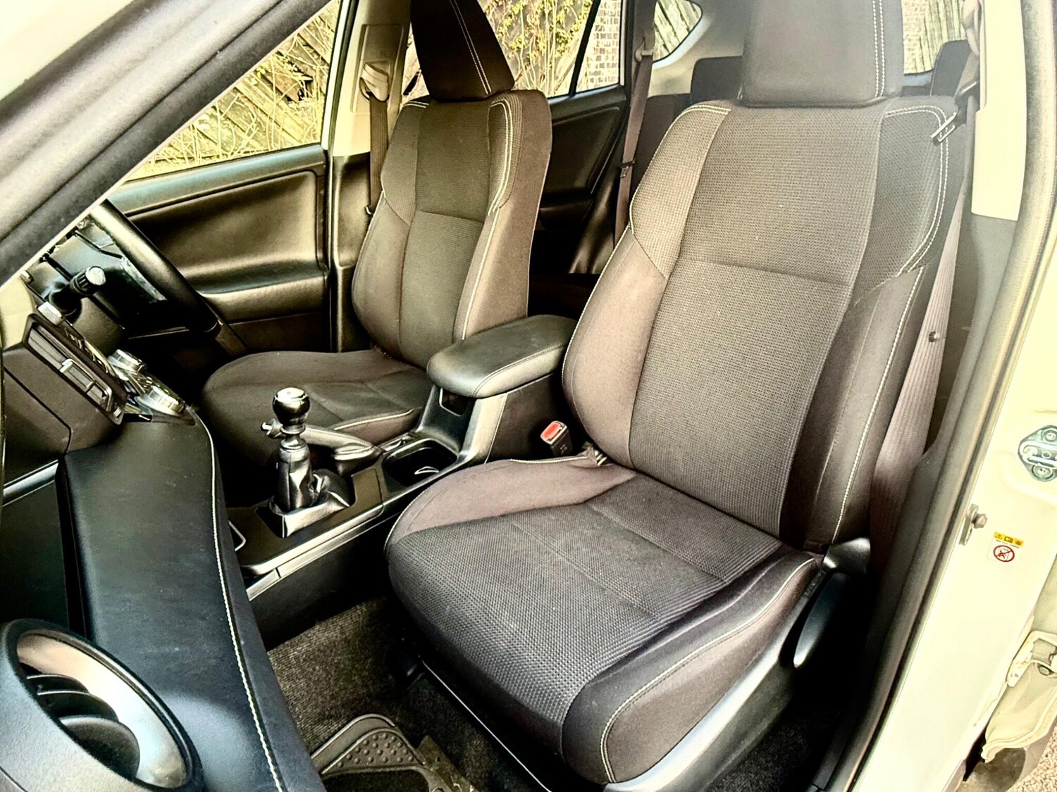 Used Toyota RAV4 2016 for sale - 77997366: Photo 28