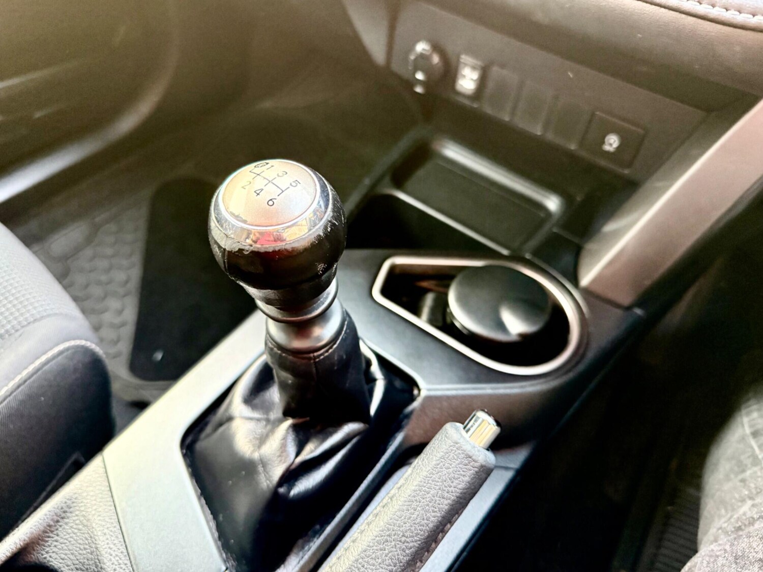 Used Toyota RAV4 2016 for sale - 77997366: Photo 31