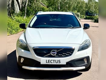 Used Volvo V40 Cross Country 2015 for sale - 79780721: Photo