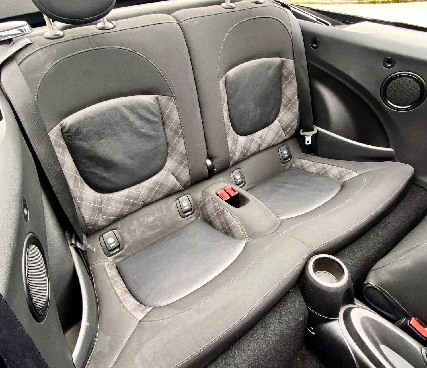 Used MINI Convertible 2018 for sale - 76215627: Photo 25